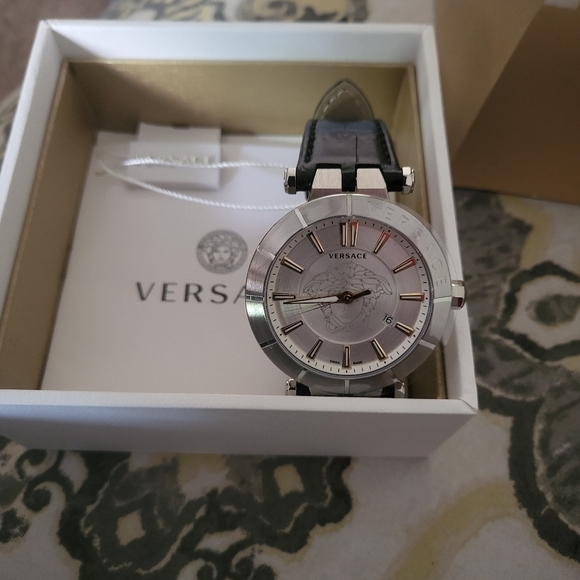 Men\'s Versace Wrist watch